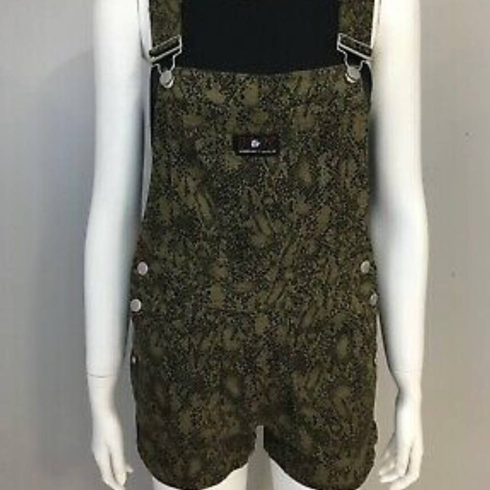 3/20$ Kendall & Kylie overalls